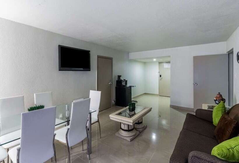هتل Clarion Inn Near Mcallen Airport