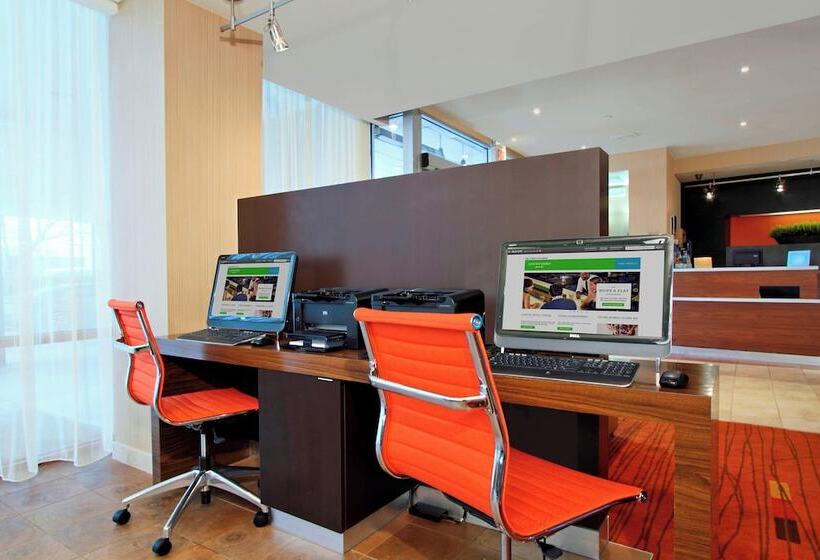 فندق Courtyard By Marriott Lyndhurst/meadowlands