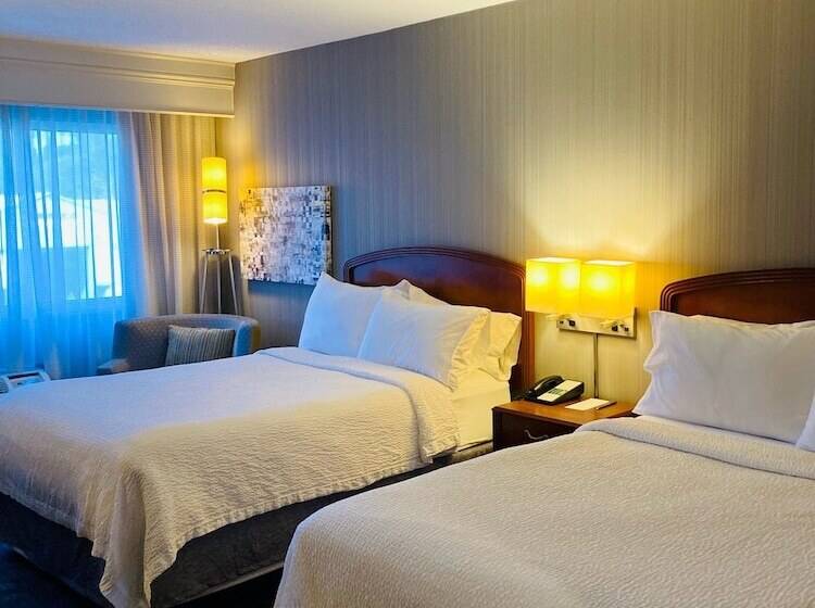 فندق Courtyard By Marriott Lyndhurst/meadowlands