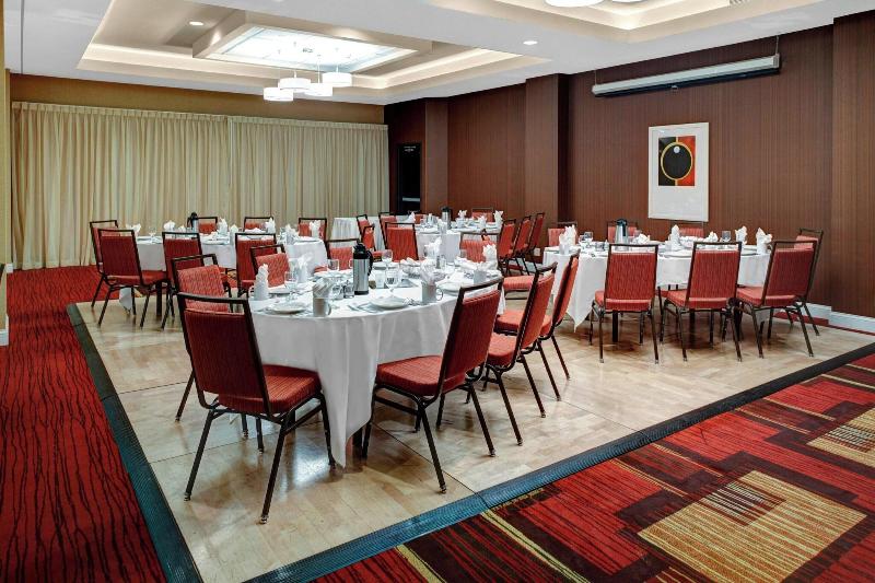 فندق Courtyard By Marriott St. Cloud