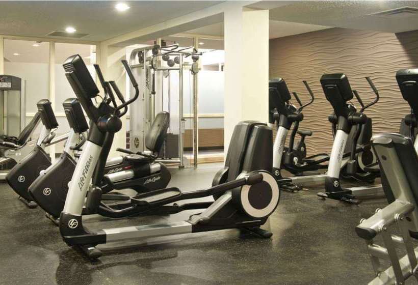 هتل Doubletree By Hilton Bloomington Minneapolis South