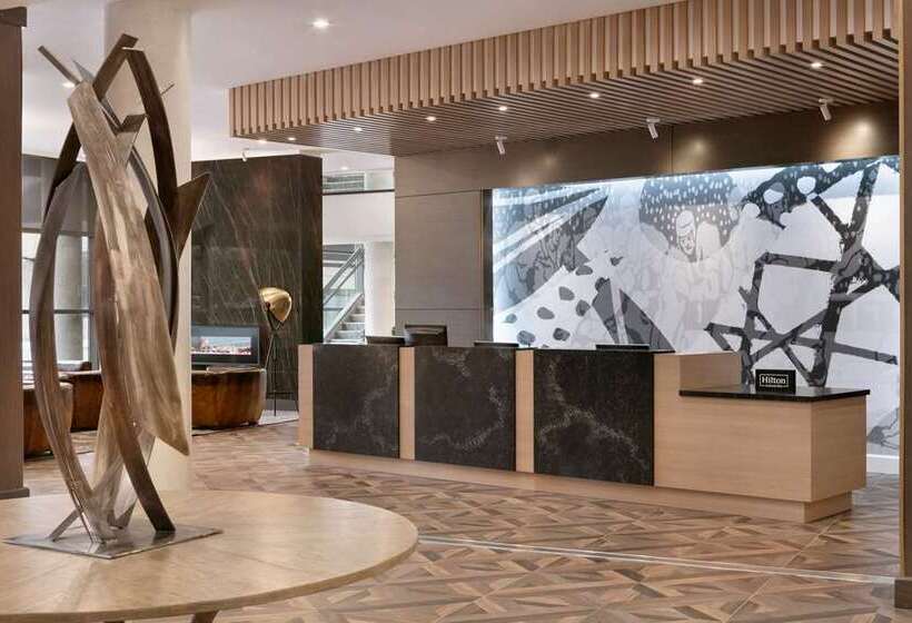 هتل Doubletree By Hilton Canton Downtown