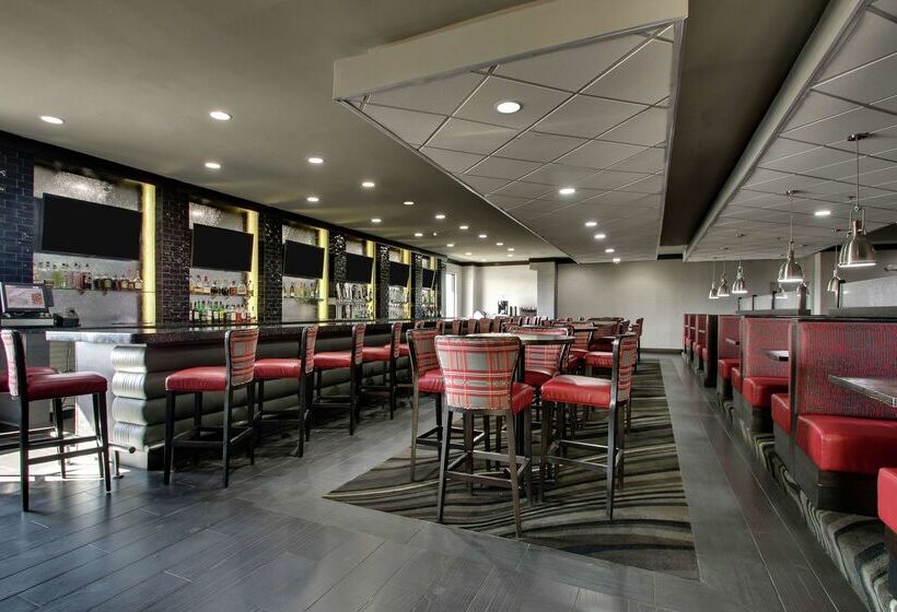 호텔 Doubletree By Hilton Mt. Vernon