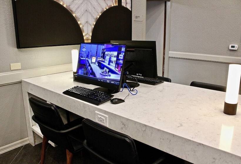 Doubletree By Hilton Hotel Racine Harbourwalk