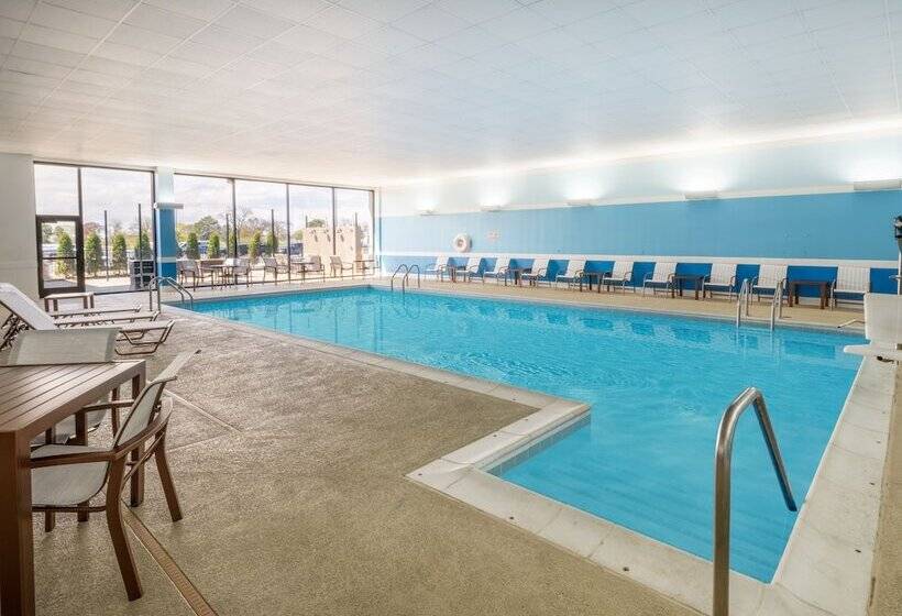 هتل Staybridge Suites Chicago O Hare   Rosemont, An Ihg