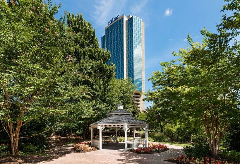 هتل Hilton Alexandria Mark Center