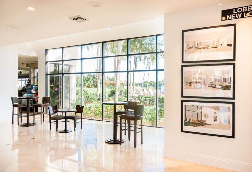 فندق Hilton Palm Beach Pbi