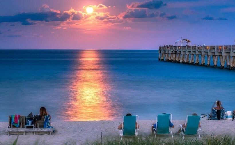 فندق Hilton Palm Beach Pbi