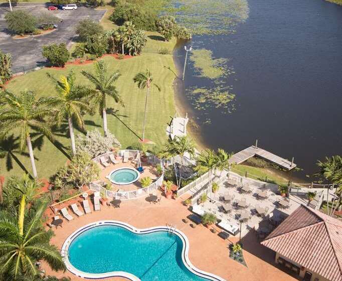فندق Hilton Palm Beach Pbi