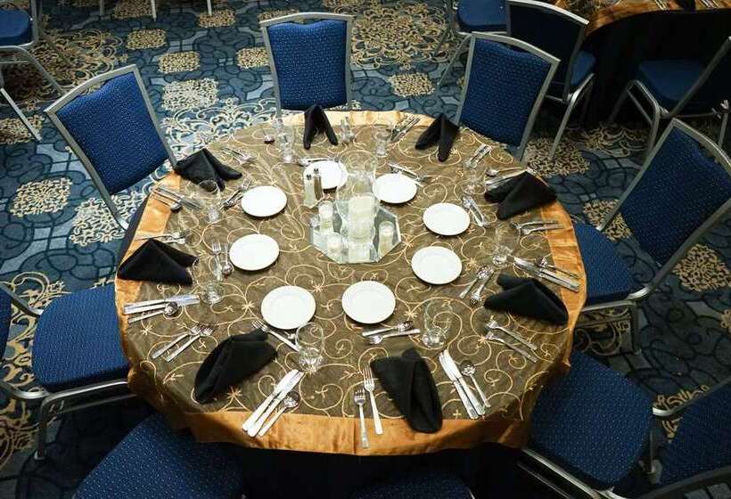 فندق Hilton Palm Beach Pbi
