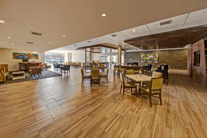 هتل Holiday Inn Express Louisville Airport Expo Center, An Ihg