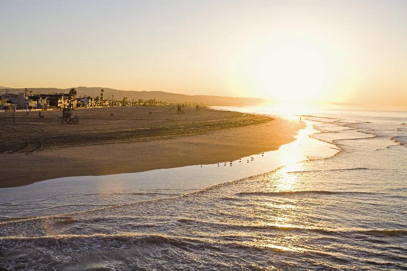 فندق Holiday Inn Express Newport Beach, An Ihg