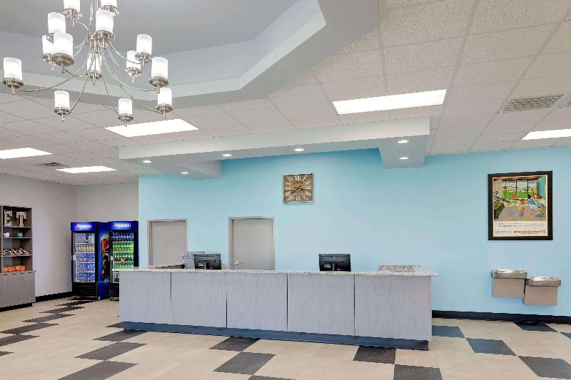فندق Howard Johnson By Wyndham Florence