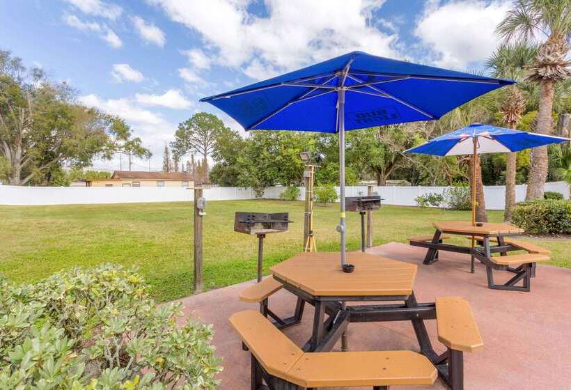 فندق Howard Johnson By Wyndham Lakeland