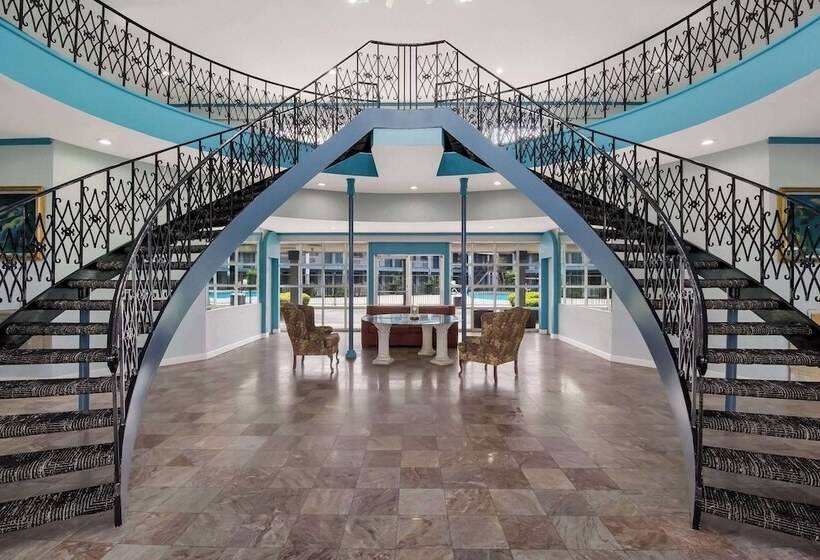 בית מלון כפרי Rodeway Inn Conference Center