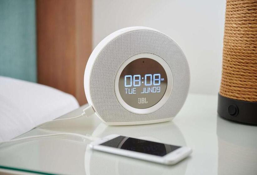 בית מלון כפרי Outrigger Reef Waikiki Beach Resort