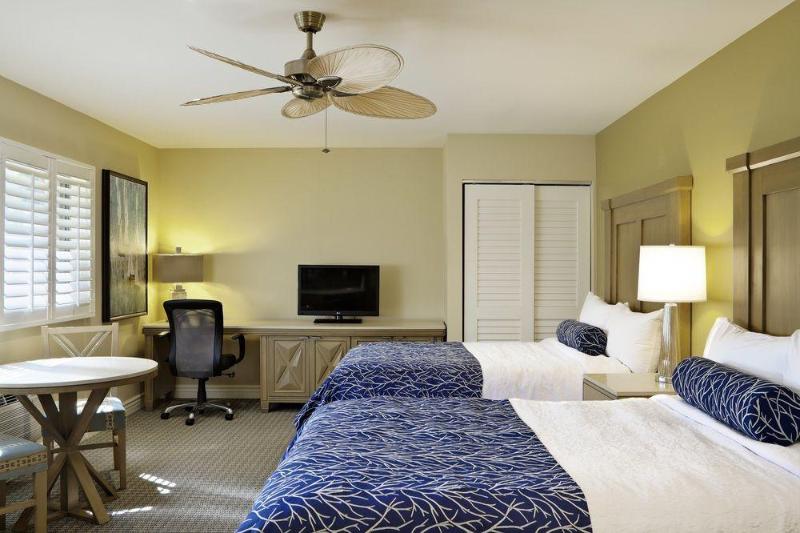 ホテル Pacific Shores Inn