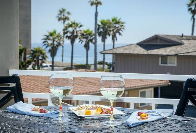 ホテル Pacific Shores Inn