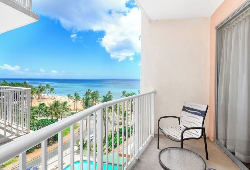 בית מלון כפרי Park Shore Waikiki