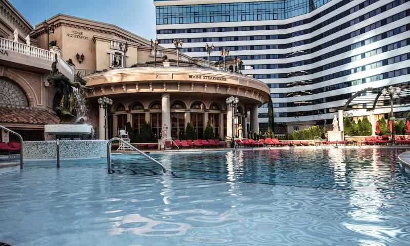 هتل Peppermill Resort Spa Casino