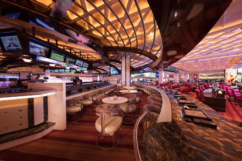 هتل Peppermill Resort Spa Casino