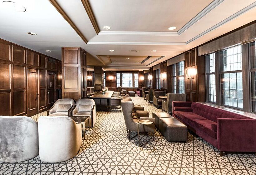 هتل Phillips Kansas City Curio Collection By Hilton