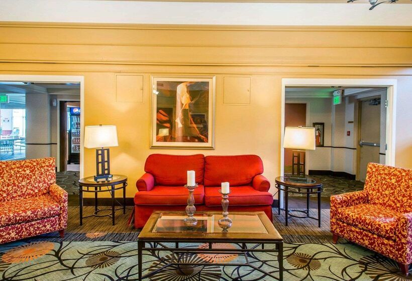 בית מלון כפרי Quality Inn And Conference Center Greeley Downtown