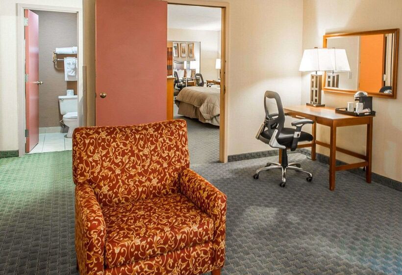 בית מלון כפרי Quality Inn And Conference Center Greeley Downtown