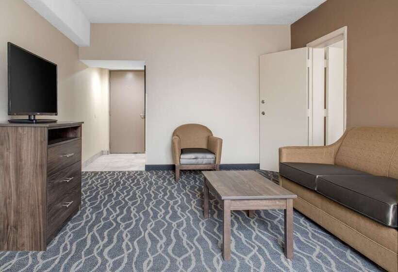 酒店 Quality Inn And Conference Center