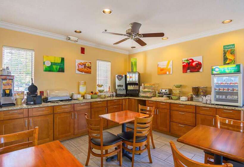 هتل Quality Inn Fresno Yosemite Airport