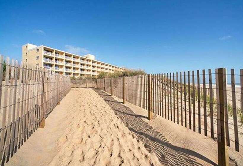 هتل Quality Inn Oceanfront