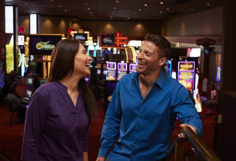 בית מלון כפרי Oneida Casino