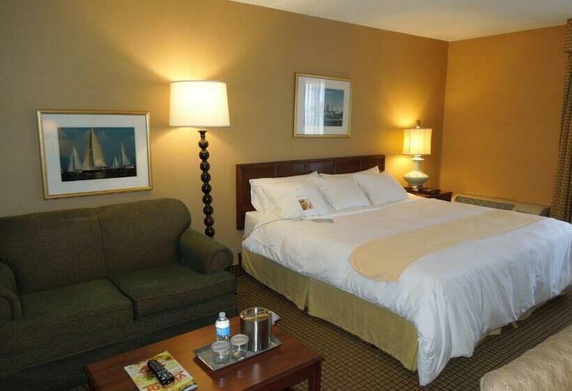 هتل Rl Cleveland Airport West