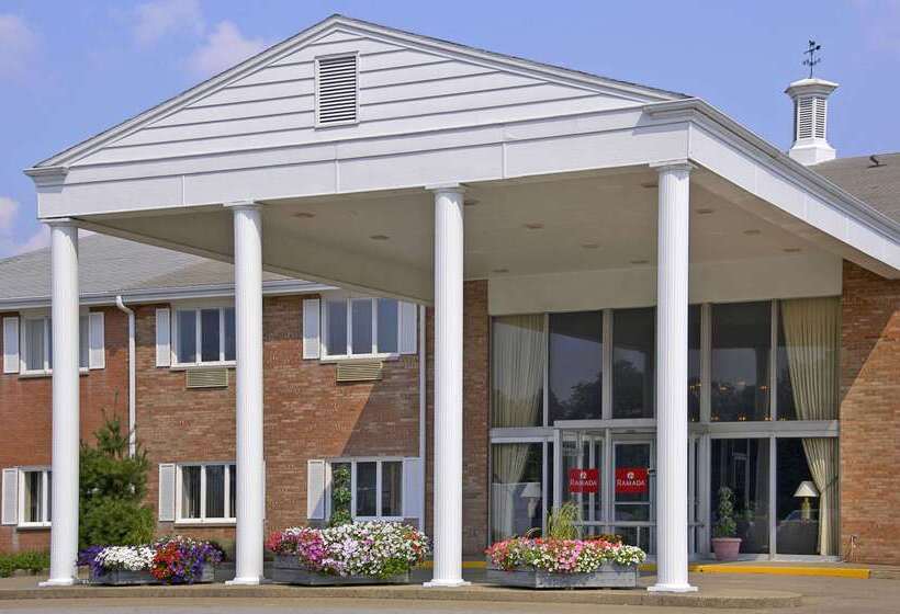 Отель Ramada By Wyndham Washington