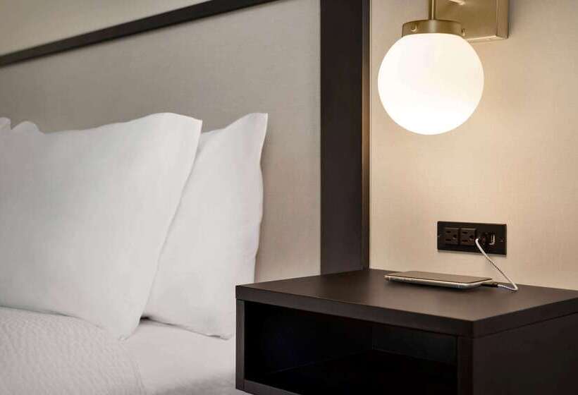 هتل Ramada By Wyndham Allentown Bethlehem