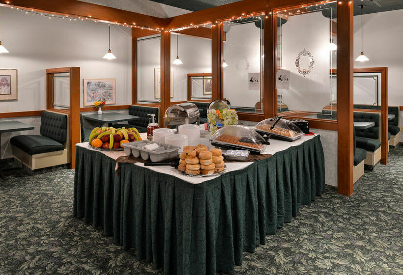 فندق Red Roof Inn Arcata