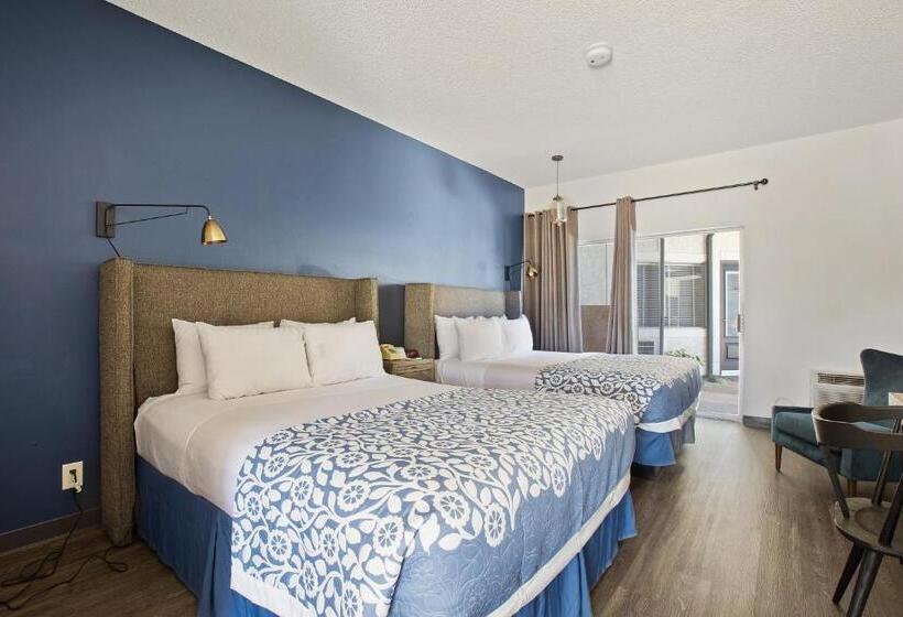 ホテル Sideways Inn