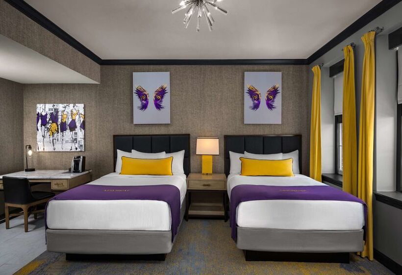 هتل The Admiral, Downtown Historic District