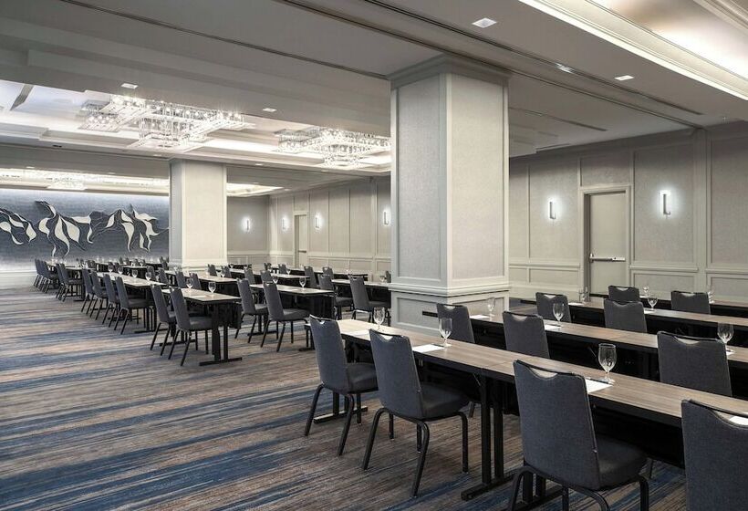 هتل The Westin Chicago River North