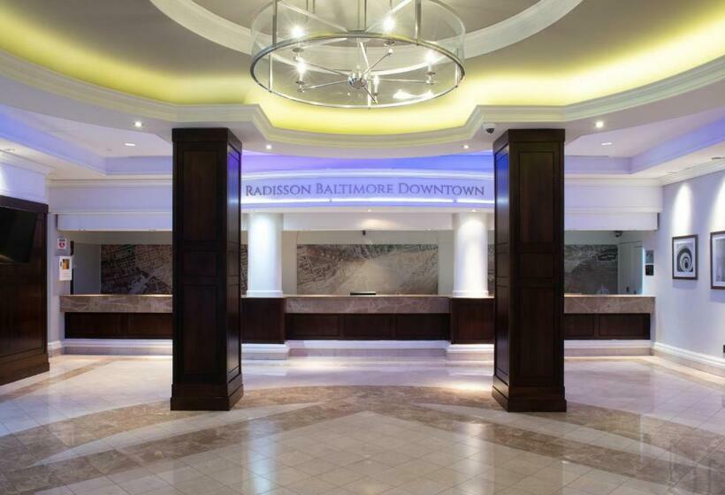 هتل Radisson  Baltimore Downtowninner Harbor