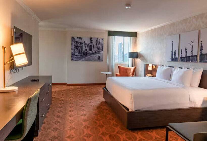 هتل Courtyard by Marriott San Diego Downtown Little Italy