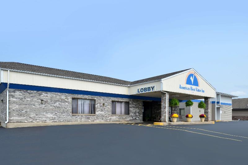 هتل Americas Best Value Inn La Crosse