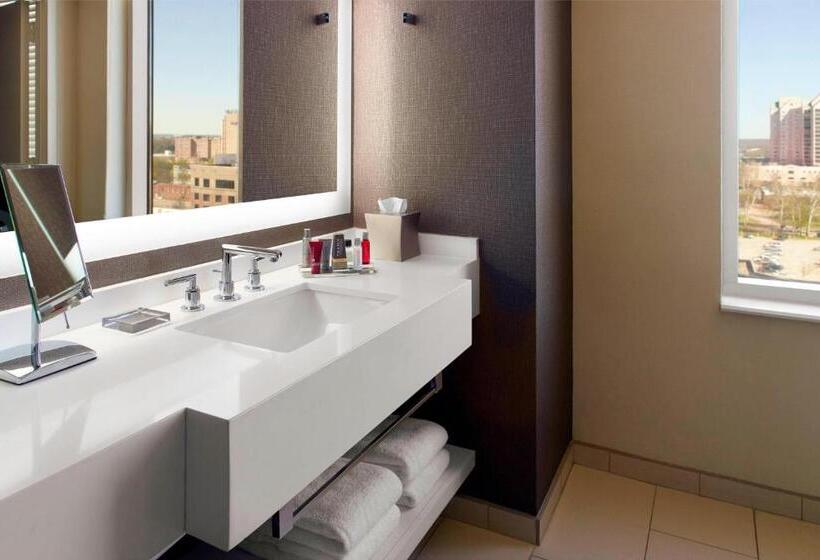 هتل Augusta Marriott At The Convention Center