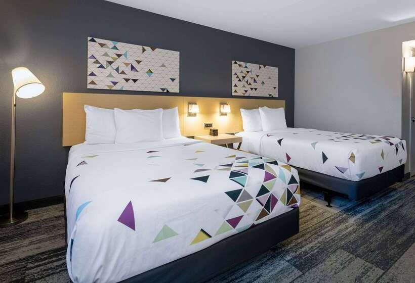 فندق Baymont By Wyndham White Plains  Elmsford