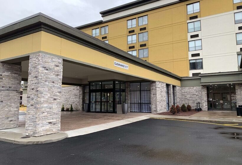 ホテル Best Western Plus Clarks Summit Scranton