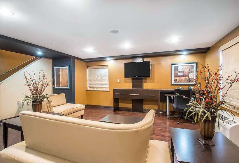 酒店 Clarion Inn Elmhurst  Oak Brook Near I88, I290, I294