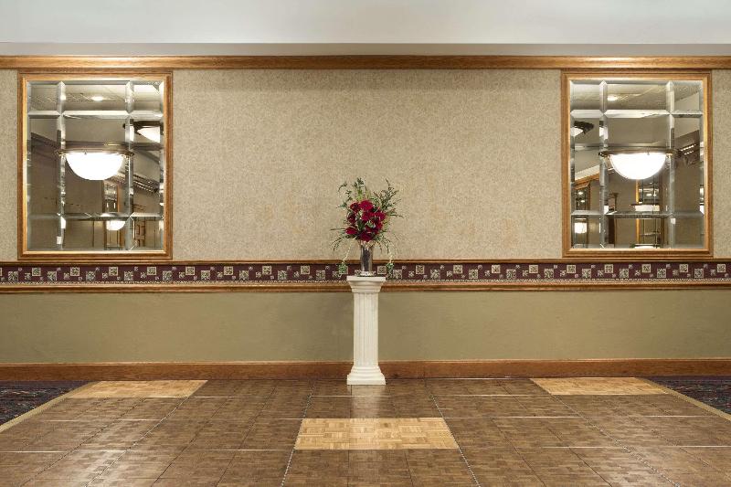 בית מלון כפרי Days Inn By Wyndham Rock Falls