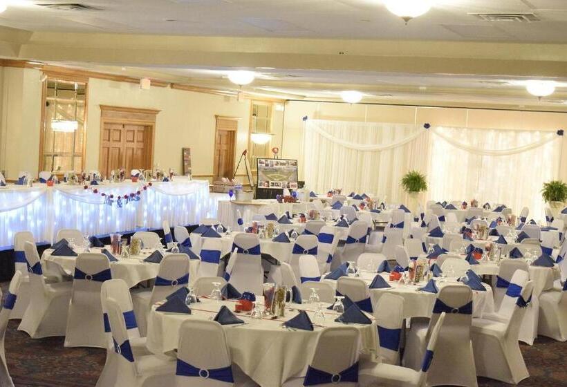 בית מלון כפרי Days Inn By Wyndham Rock Falls