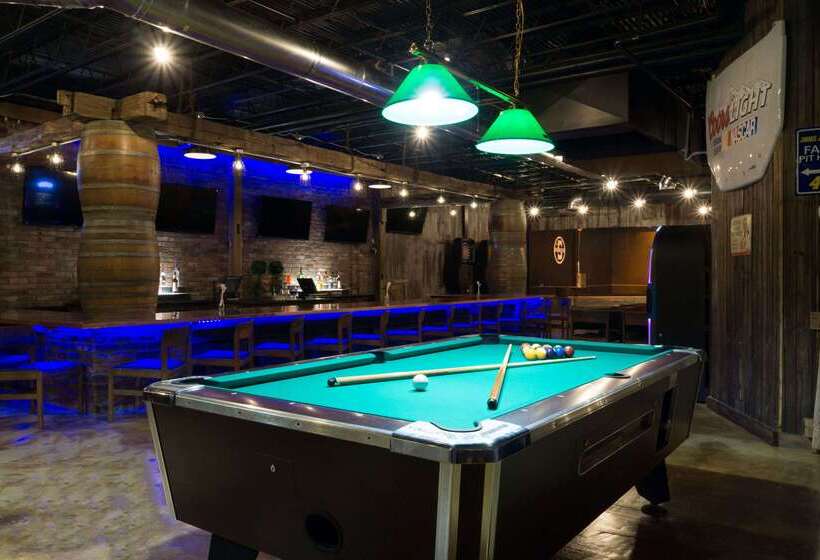 호텔 Days Inn By Wyndham Columbus East Airport