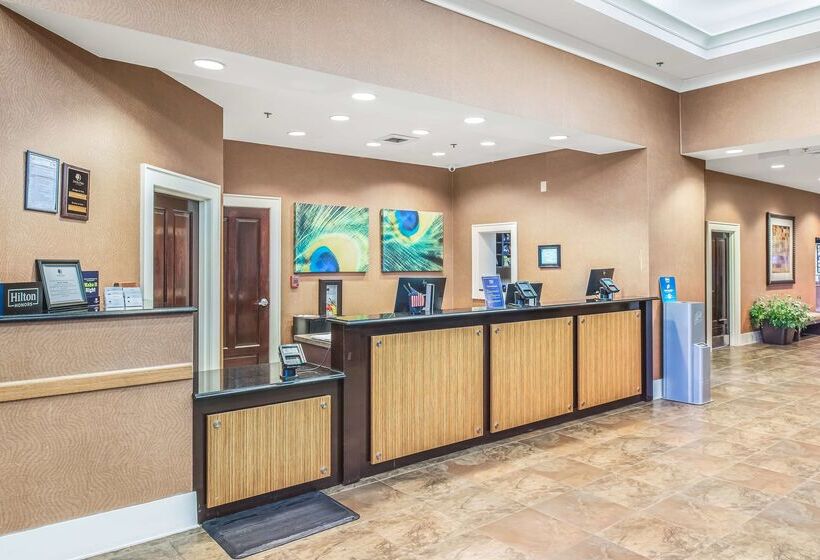 هتل Doubletree By Hilton Columbus